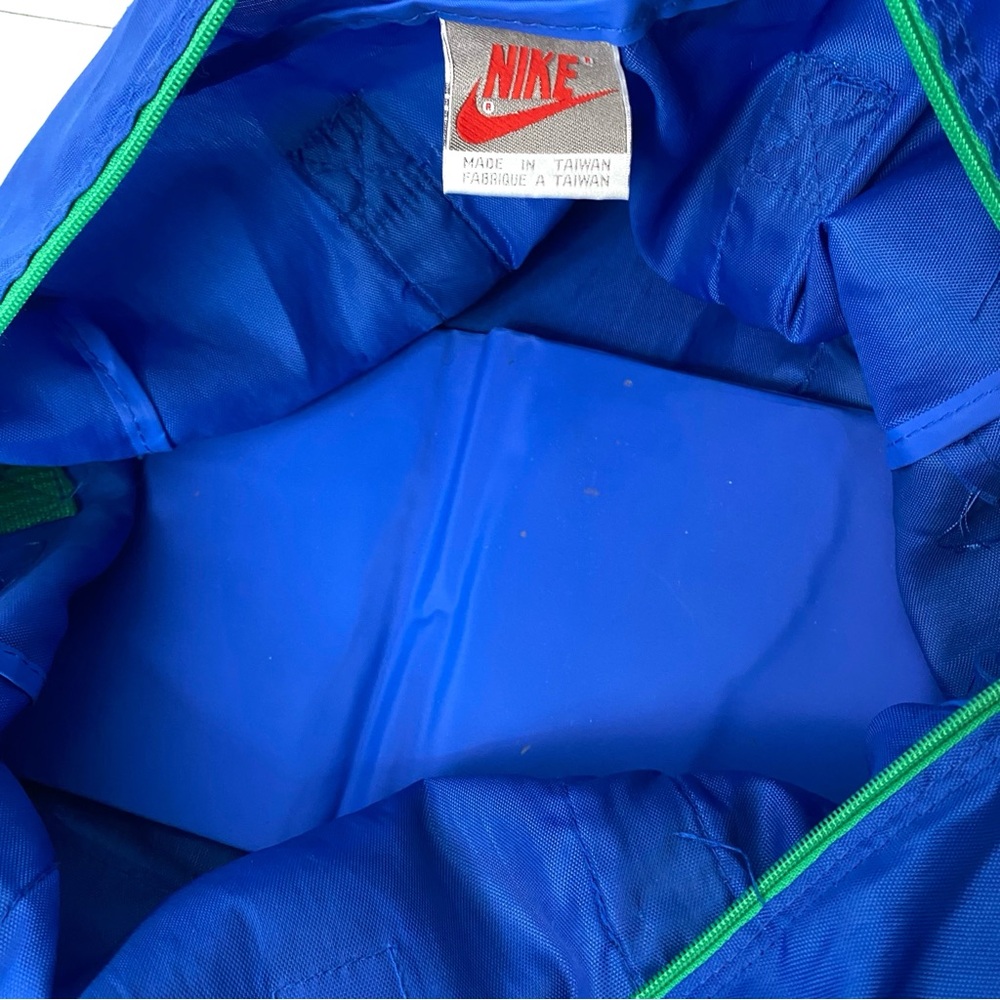 Vintage 90’s NIKE Sportswear Blue & Green Big Embroidered Logo Gym Duffle Bag OS - Picture 8 of 10